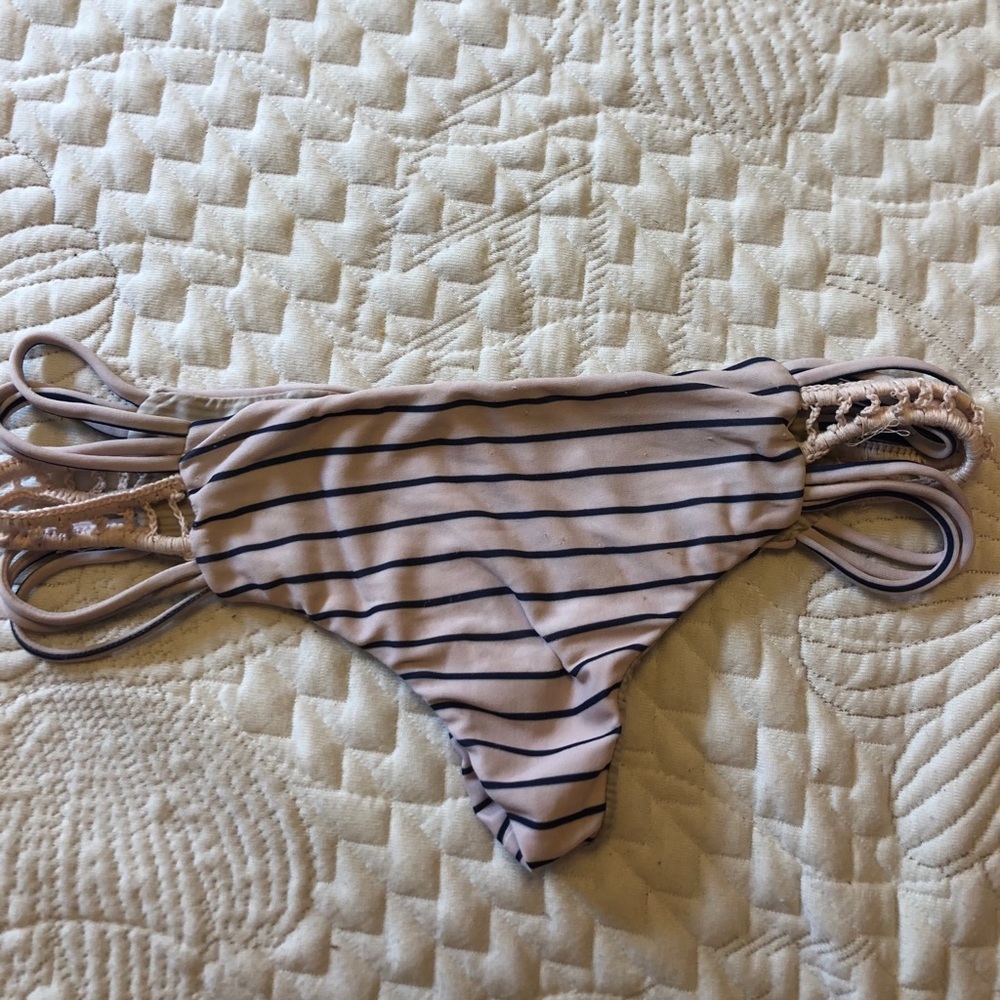 ACACIA swim cape cod pikake bottoms